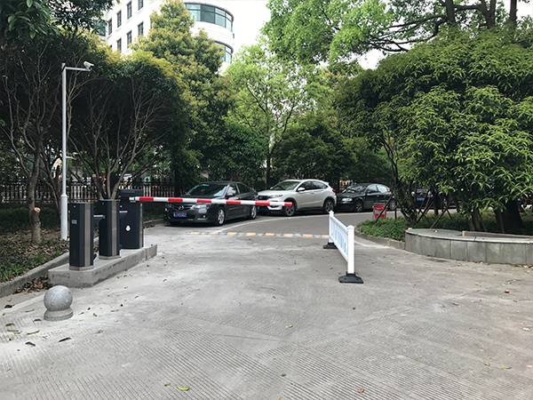 車牌識別系統 (12)